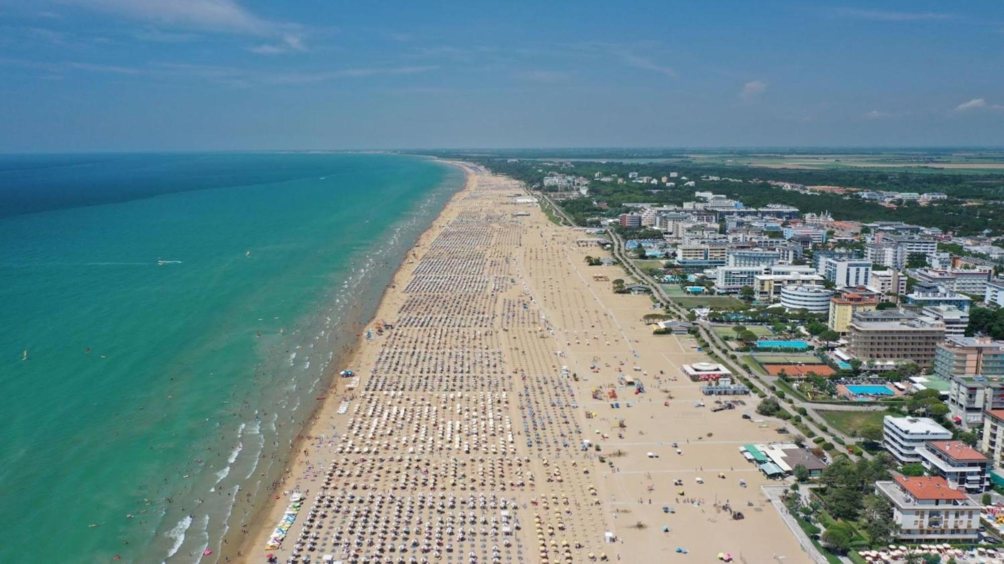 Great Apartment A Few Steps From The Beach Bibione Exterior photo